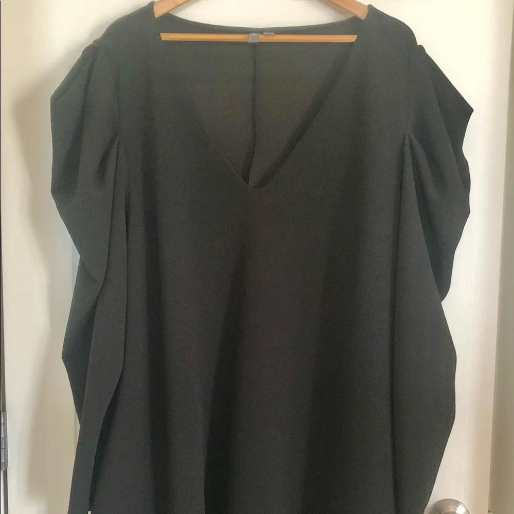 ASOS Design v-neck pleat shoulder dress - Picture 5 of 14